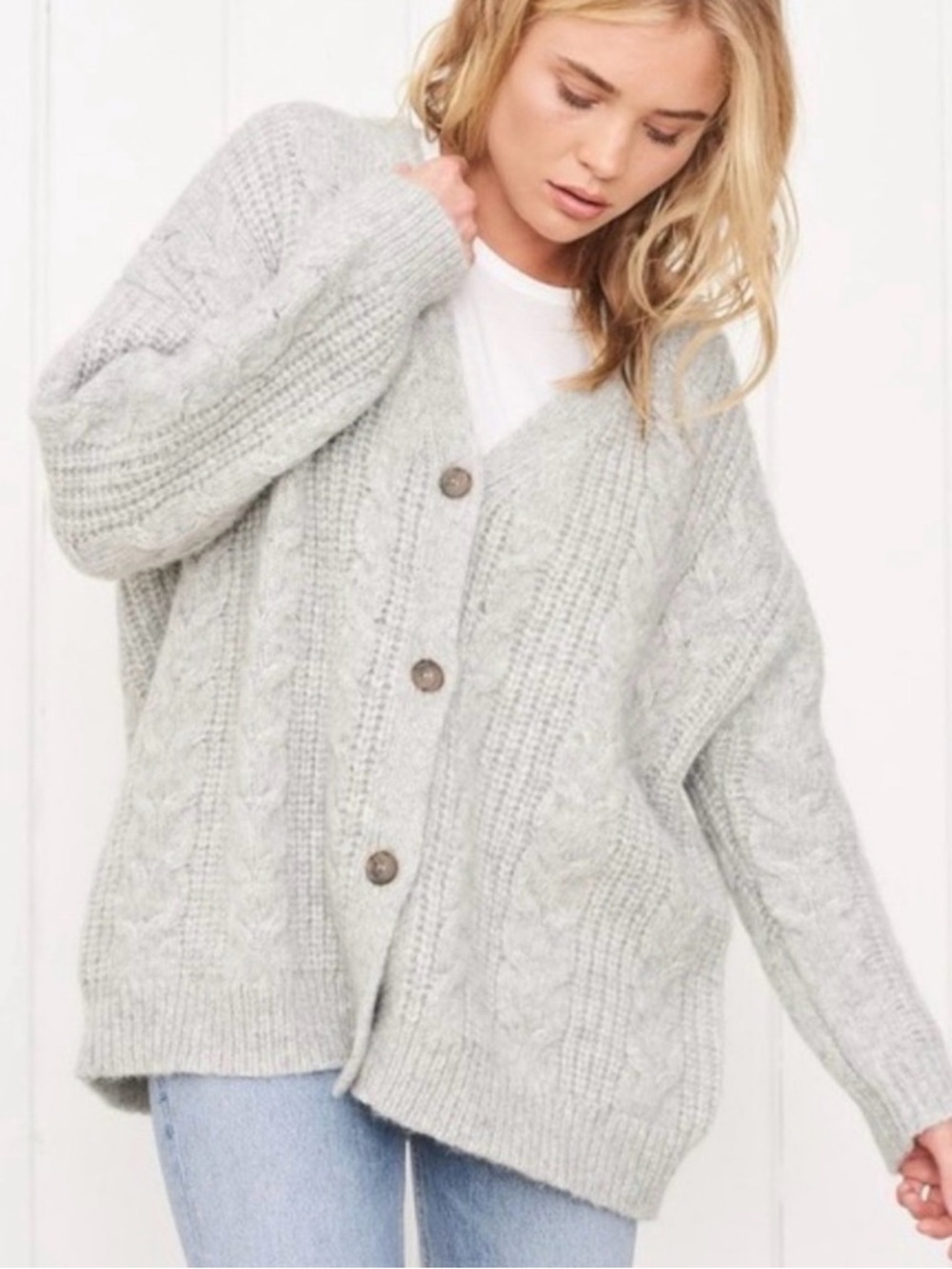 Jenni Kayne Light Gray Oversized Cable Knit Cocoon Cardigan - M